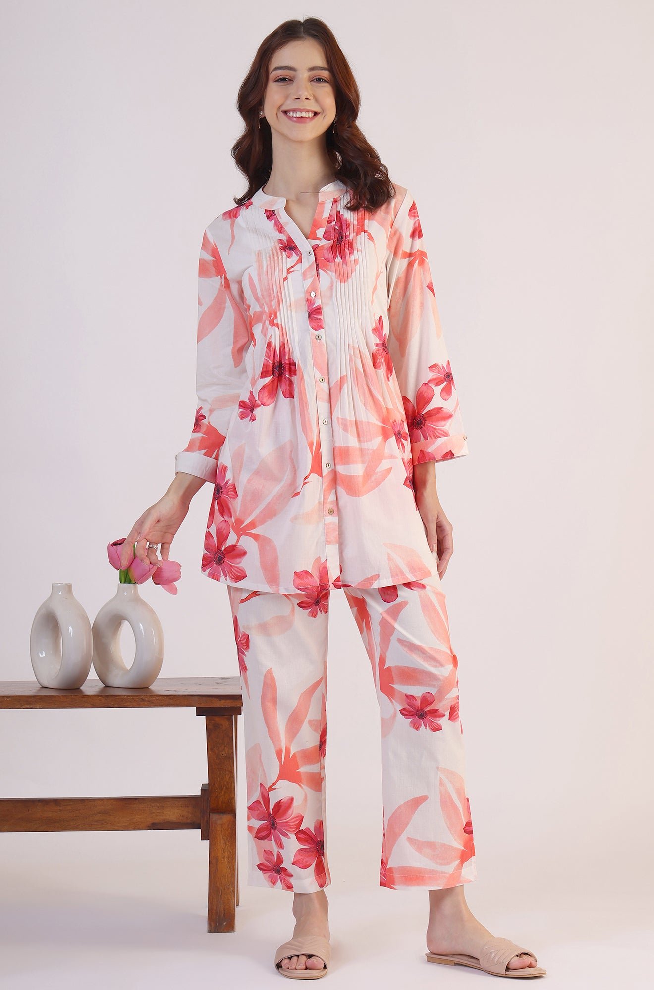 White Bold Floral Printed Pure Cotton Tunic and Straight Pants Co-ord Set - Image 9